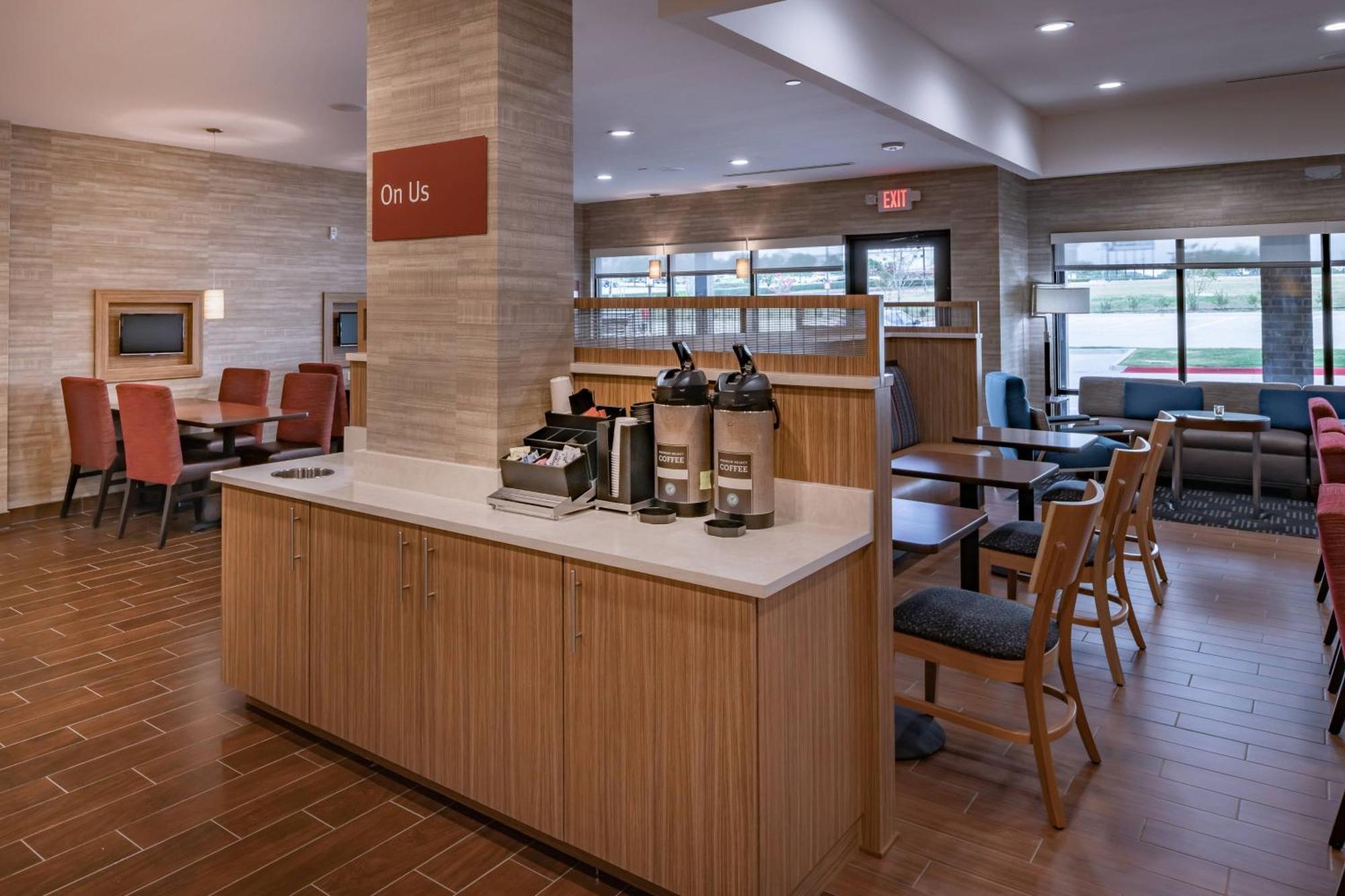 Towneplace Suites By Marriott Dallas Mesquite Exterior foto